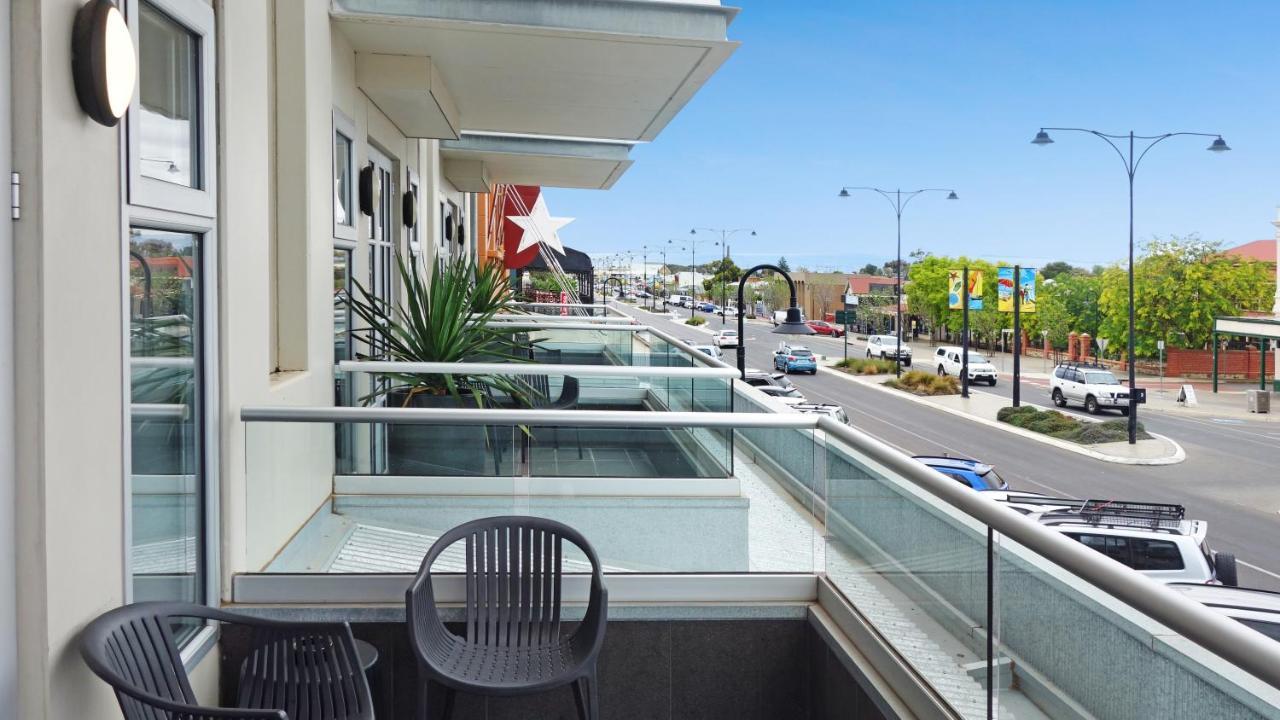 Semaphore Splash Apartments Port Adelaide Ngoại thất bức ảnh