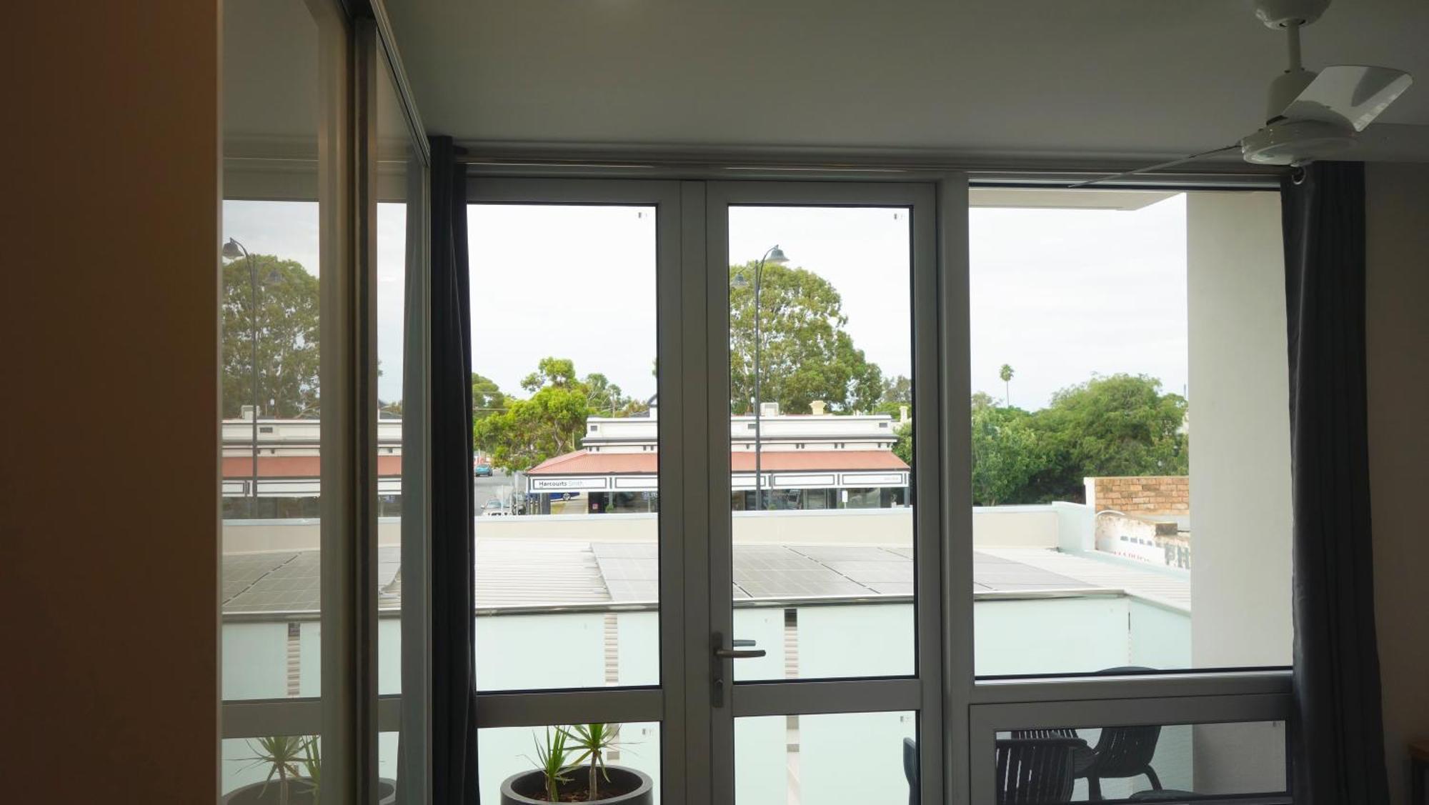 Semaphore Splash Apartments Port Adelaide Ngoại thất bức ảnh